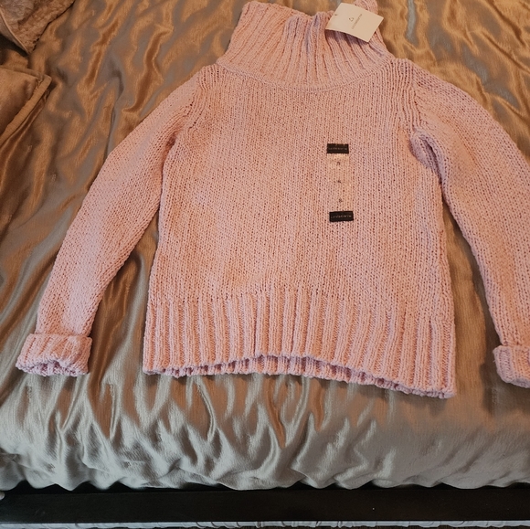 Liz Claiborne  Pink turtle neck sweater - Picture 2 of 9